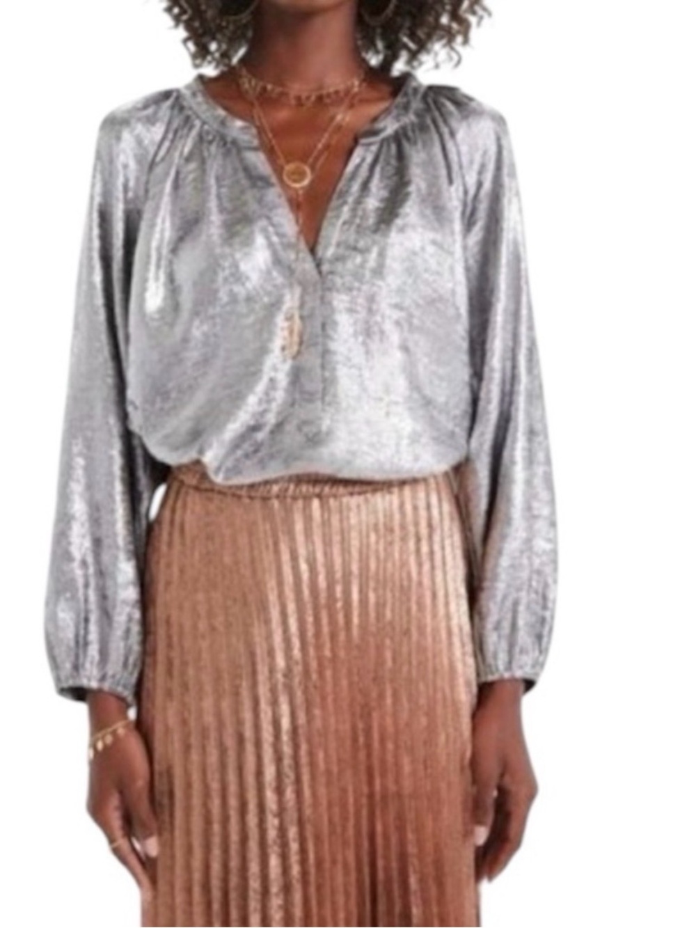 Sz M XiRENA Metallic Silver Blouse EUC
